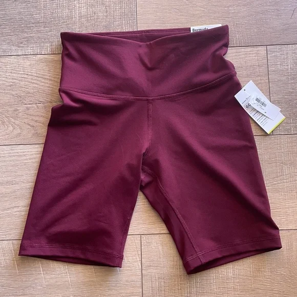 Bike Shorts .Old Navy. <Maroon> - Picture 1 of 4